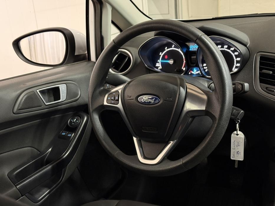FORD Fiesta 2014