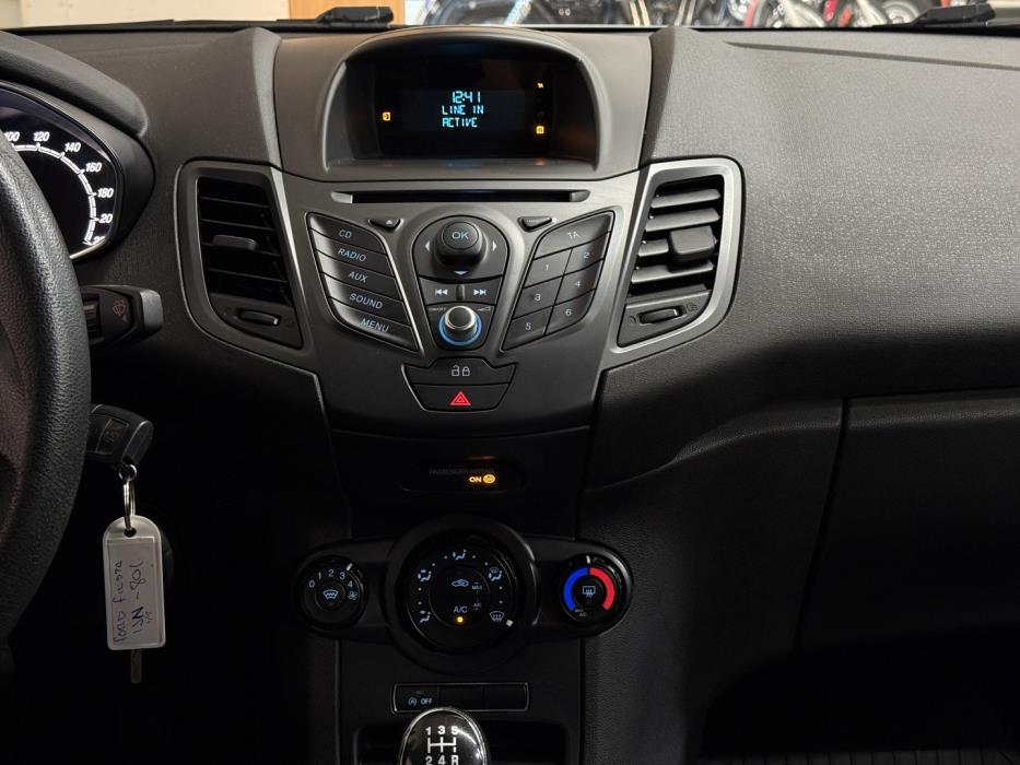 FORD Fiesta 2014