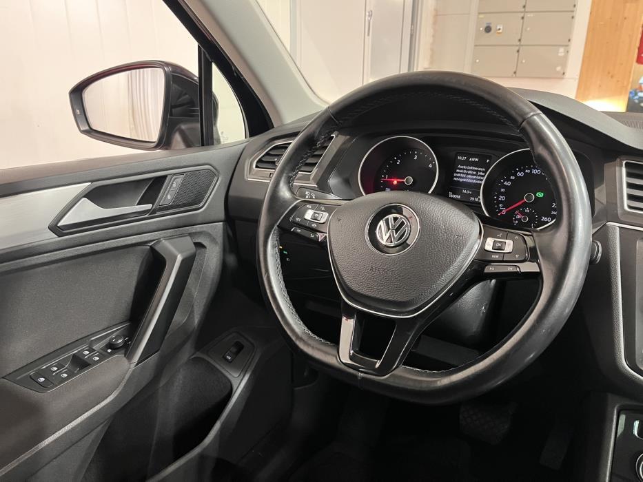VOLKSWAGEN Tiguan 2019
