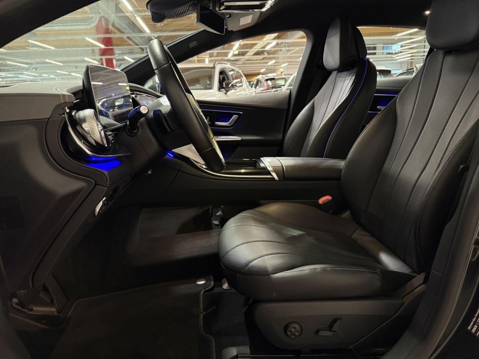 MERCEDES-BENZ EQE 2023