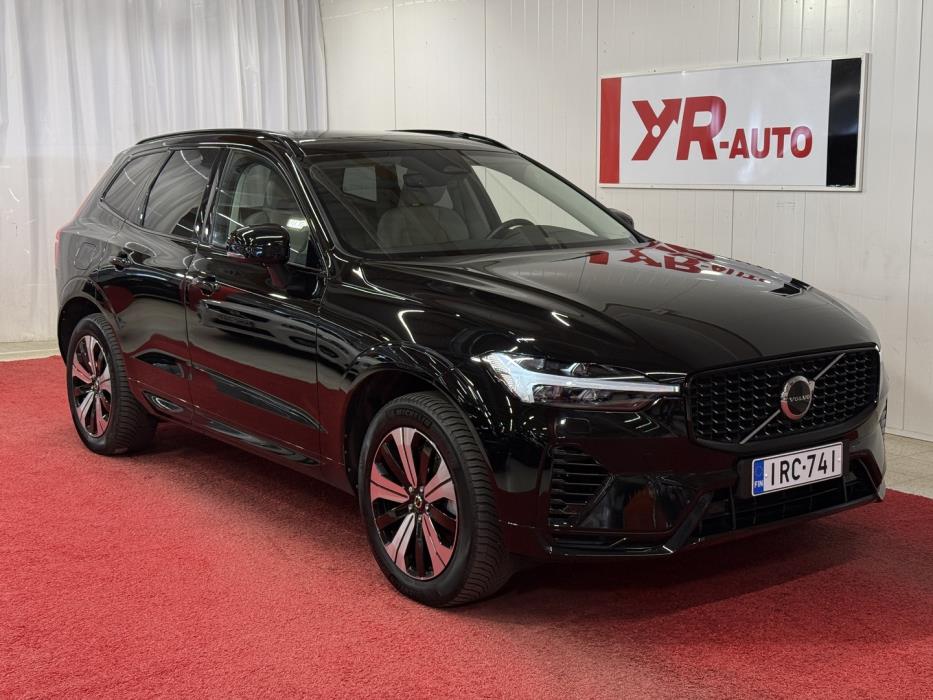 VOLVO XC60 2023