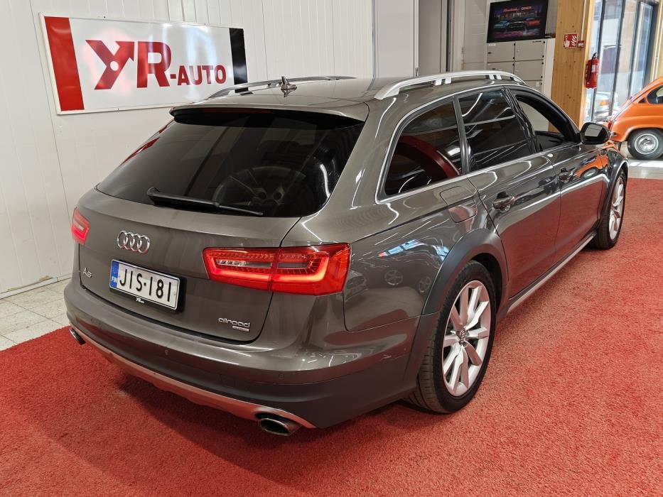 AUDI A6 allroad quattro 2013