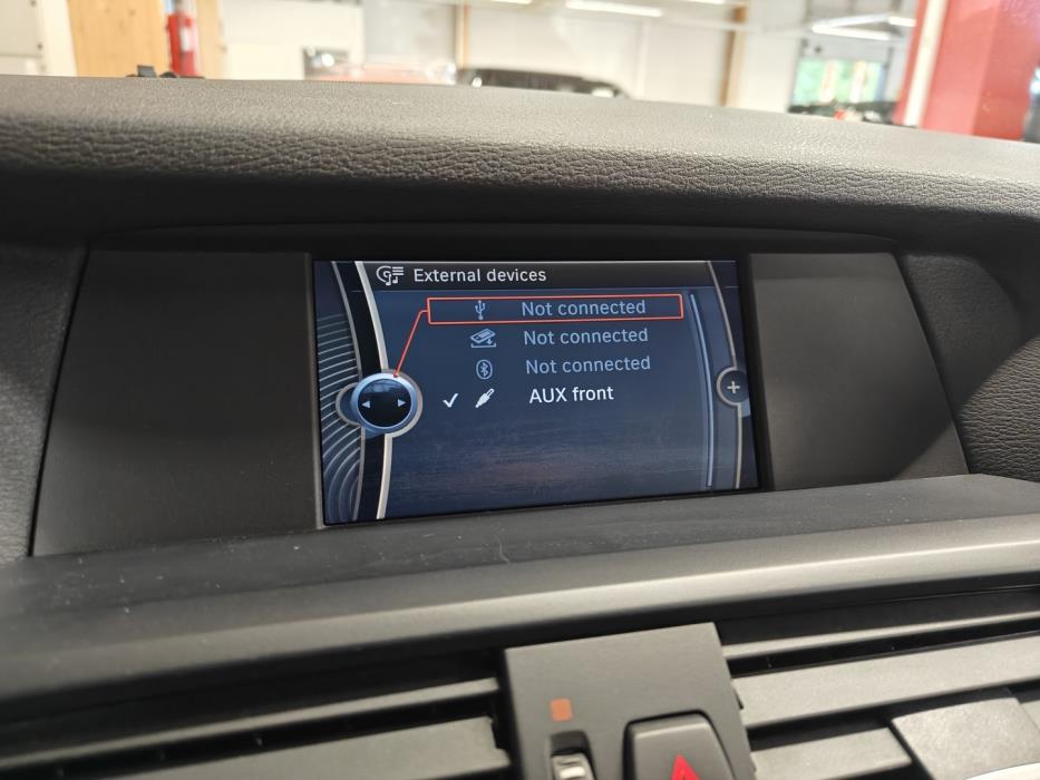 BMW X3 2011