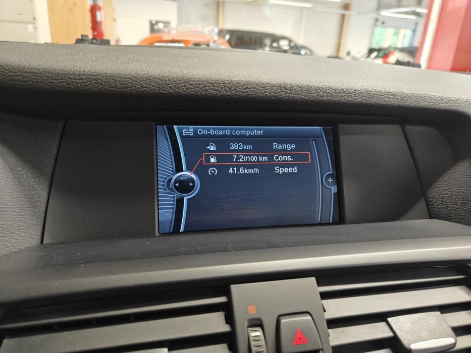 BMW X3 2011