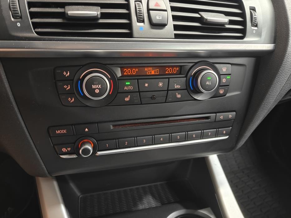 BMW X3 2011