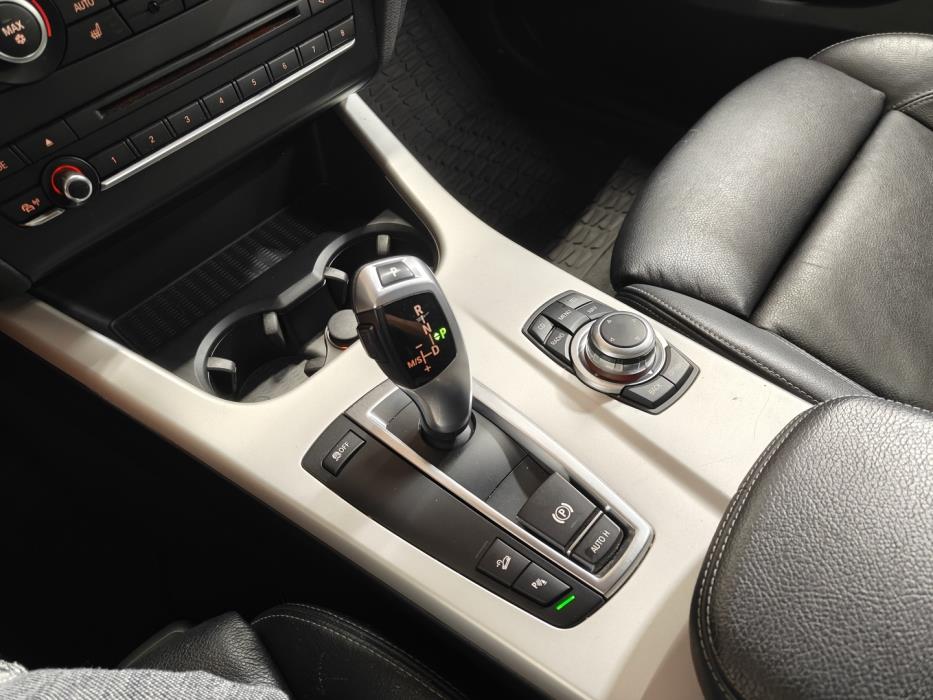 BMW X3 2011