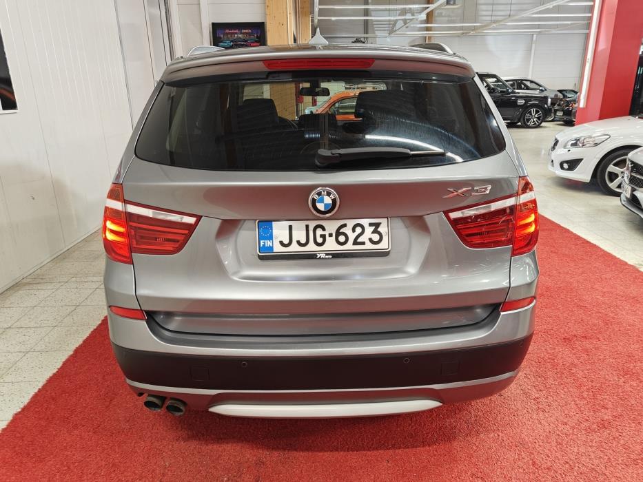 BMW X3 2011
