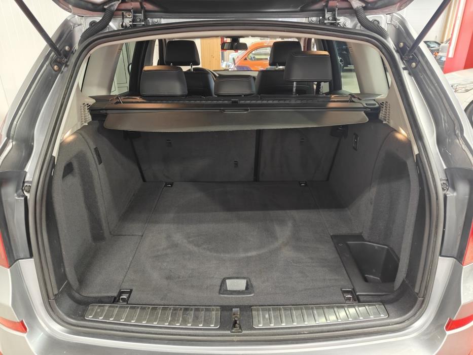 BMW X3 2011
