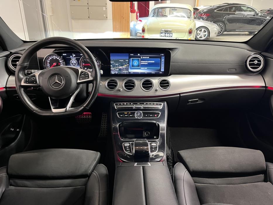 MERCEDES-BENZ E 2017