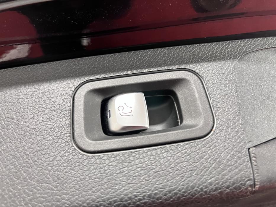 MERCEDES-BENZ E 2017