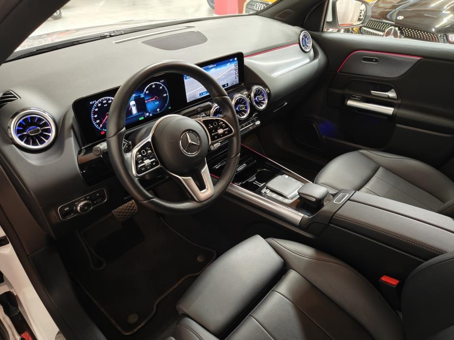 MERCEDES-BENZ EQA 2023
