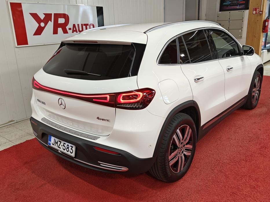 MERCEDES-BENZ EQA 2023