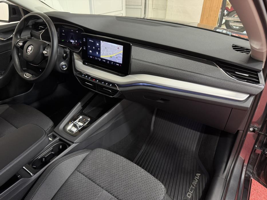 SKODA Octavia 2023