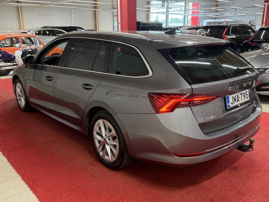 SKODA Octavia 2023