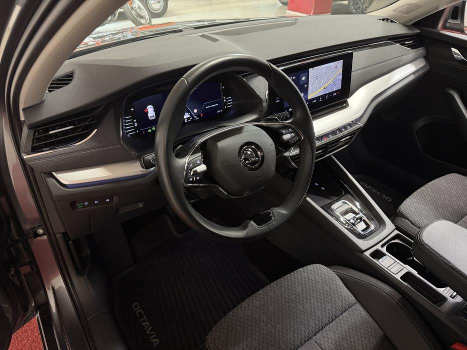 SKODA Octavia 2023