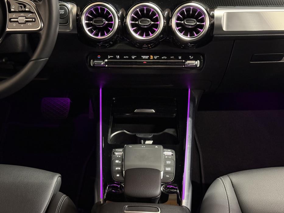 MERCEDES-BENZ EQB 2023