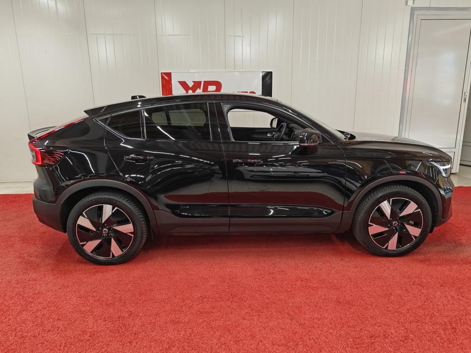 VOLVO C40 2024