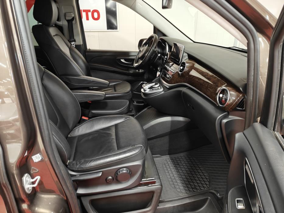 MERCEDES-BENZ V 2018
