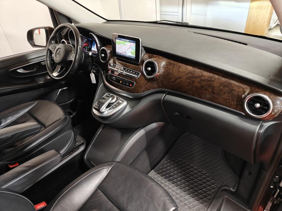 MERCEDES-BENZ V 2018