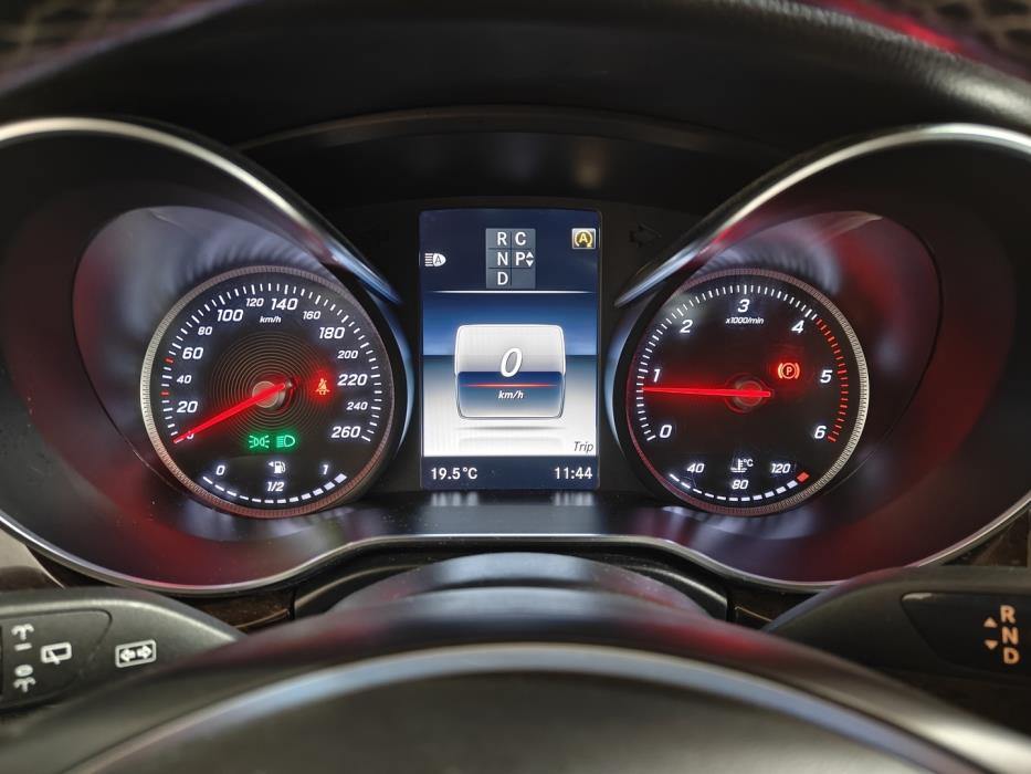 MERCEDES-BENZ V 2018