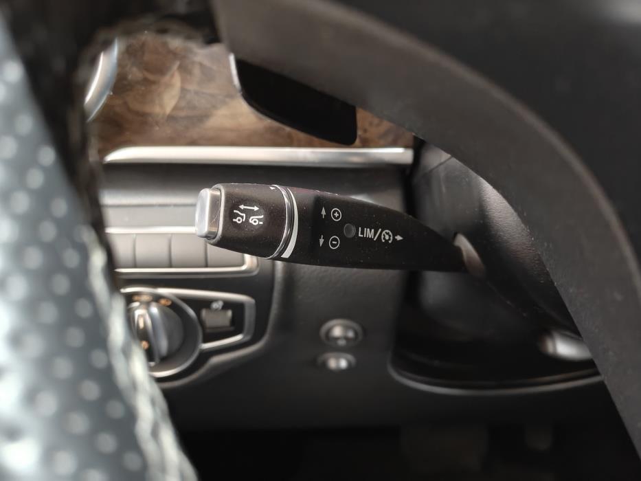 MERCEDES-BENZ V 2018