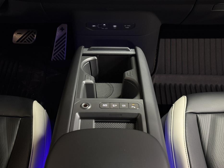 KIA EV9 2024