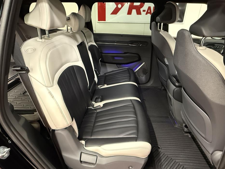 KIA EV9 2024