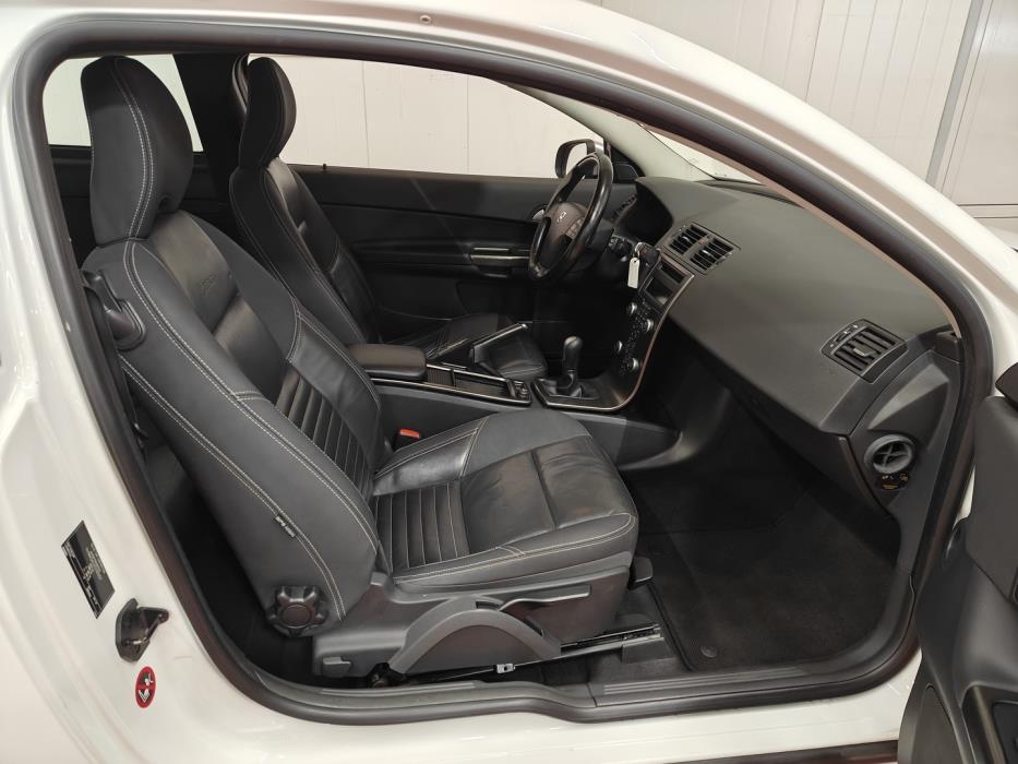 VOLVO C30 2012
