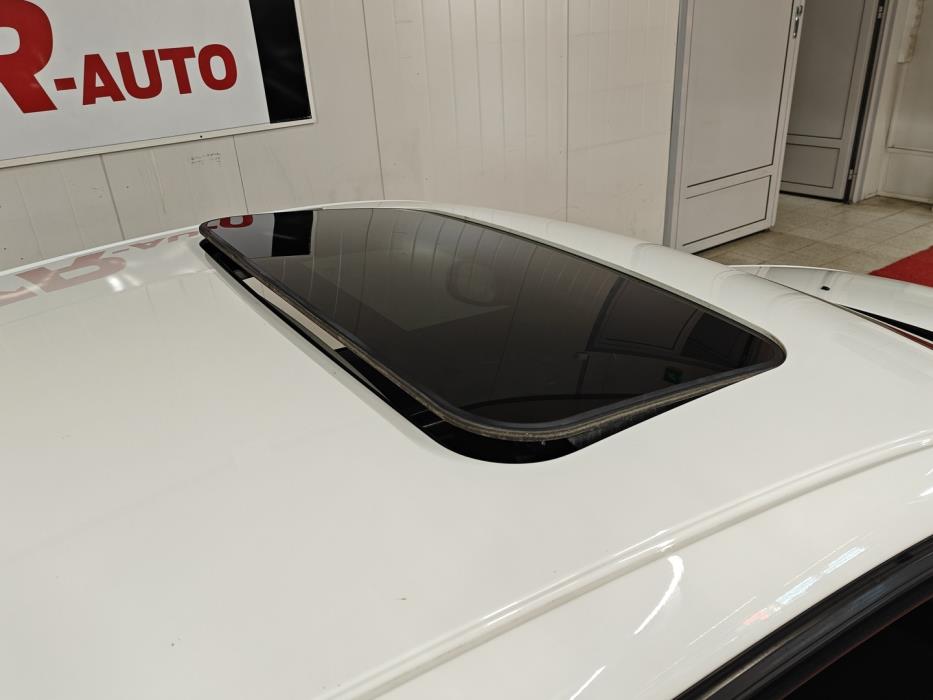 VOLVO C30 2012