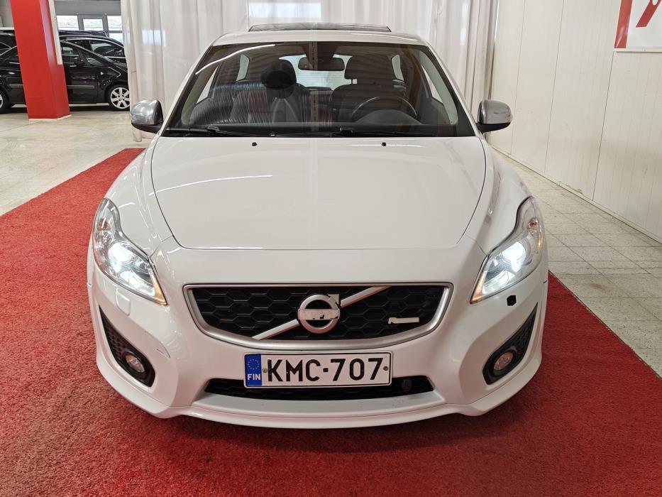 VOLVO C30 2012