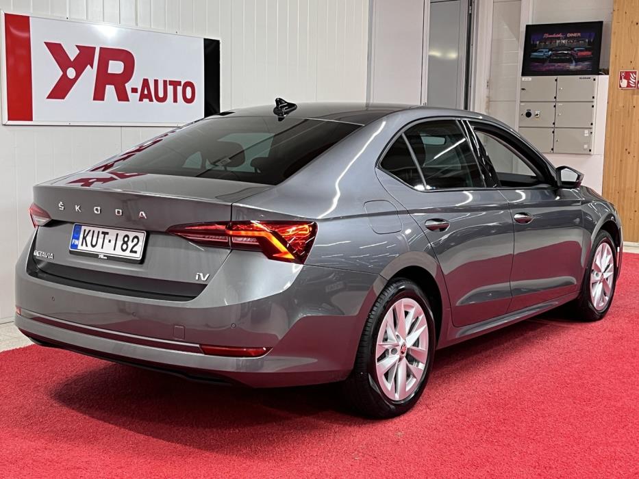 SKODA Octavia 2022