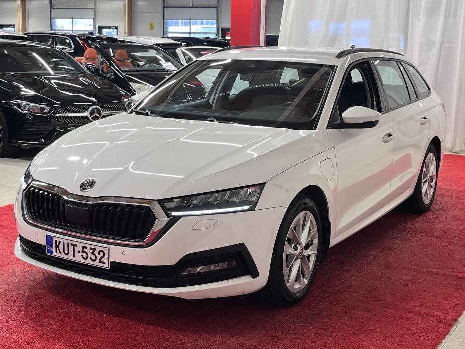 SKODA Octavia 2023