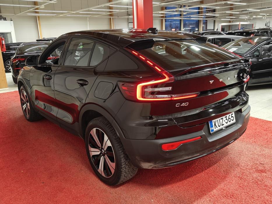 VOLVO C40 2023
