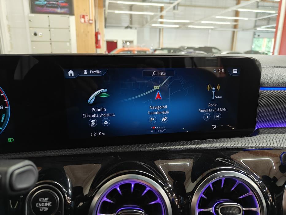 MERCEDES-BENZ CLA 2023