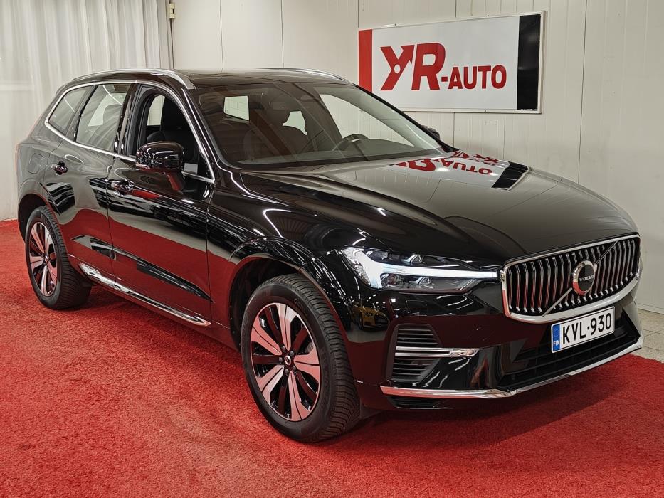 VOLVO XC60 2023