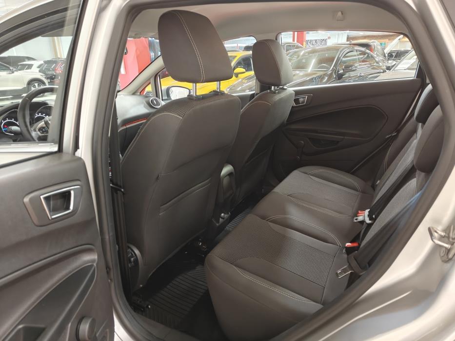 FORD Fiesta 2015