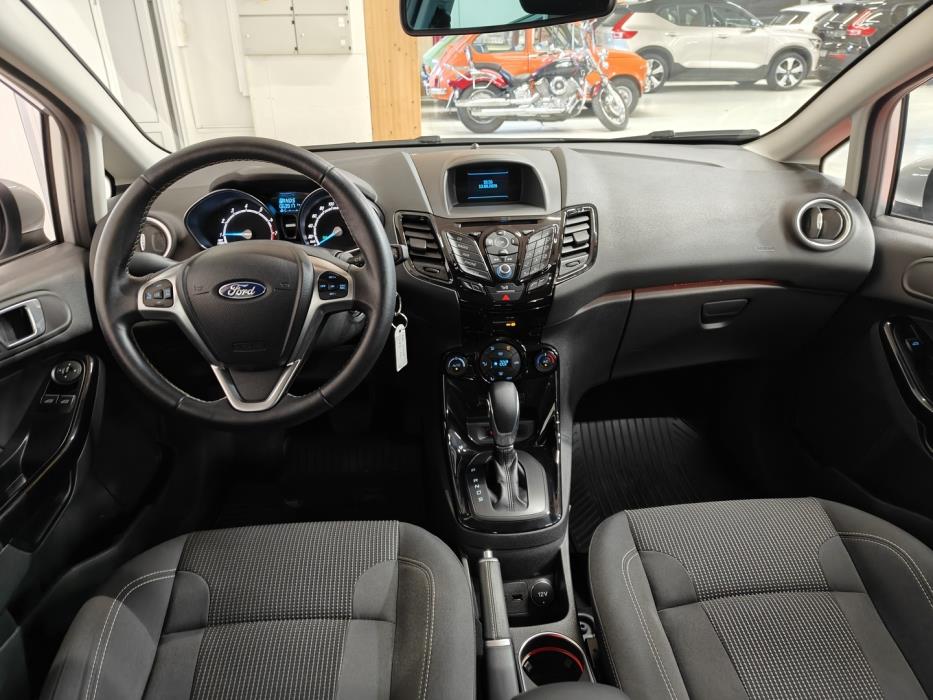FORD Fiesta 2015