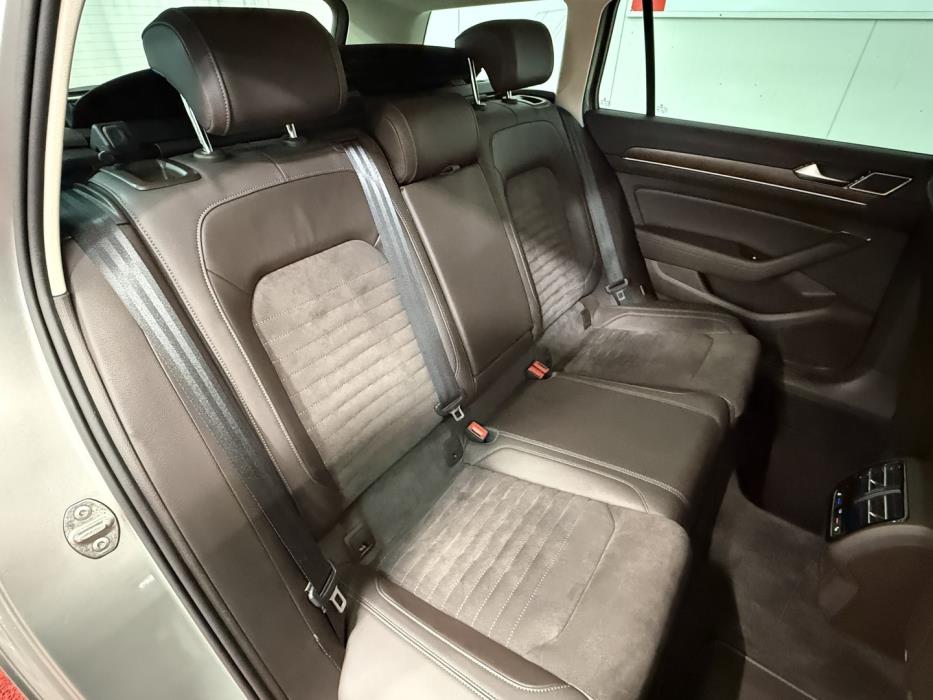 VOLKSWAGEN Passat 2016