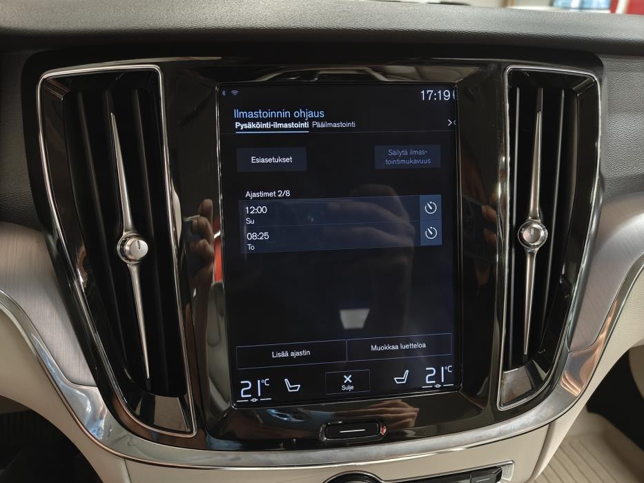 VOLVO V60 2019