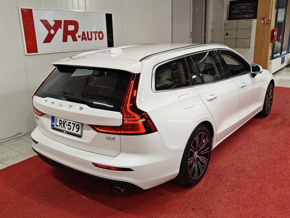 VOLVO V60 2019