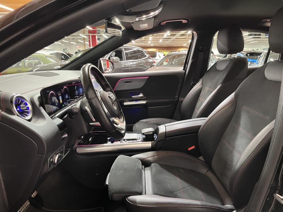 MERCEDES-BENZ EQA 2022