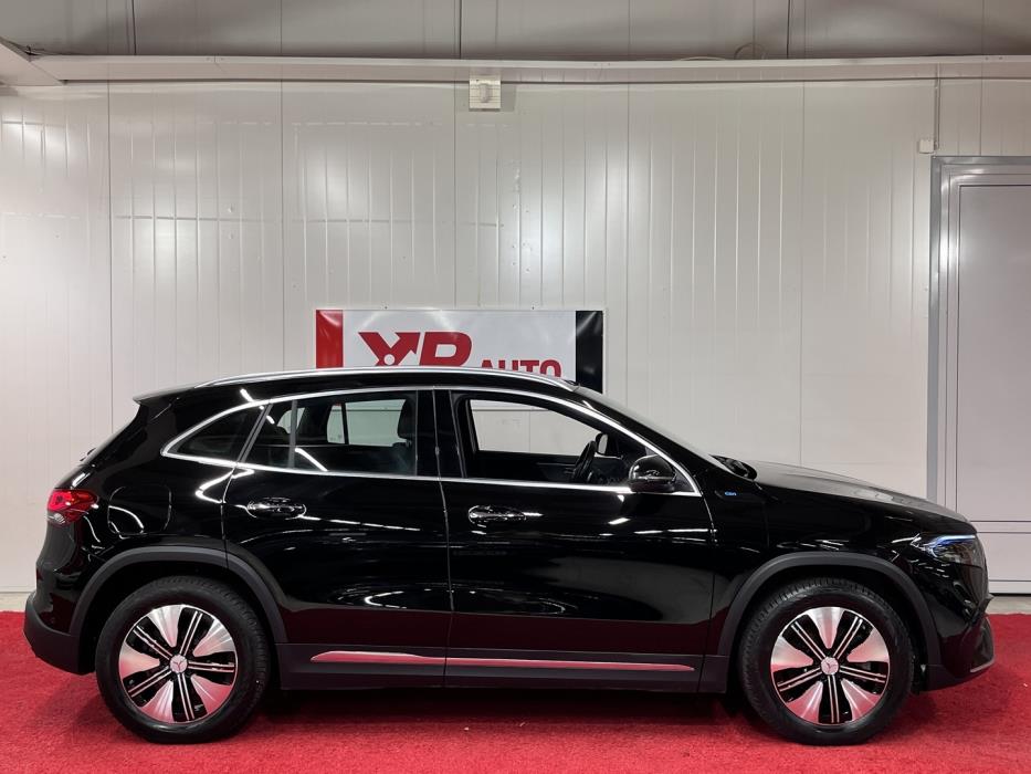 MERCEDES-BENZ EQA 2022