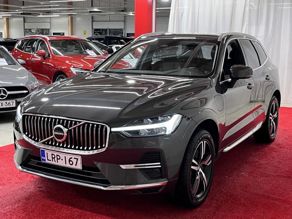 VOLVO XC60 2023