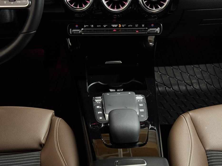 MERCEDES-BENZ CLA 2023