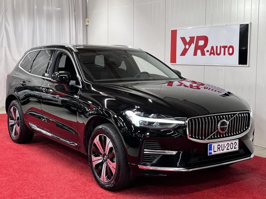 VOLVO XC60 2023