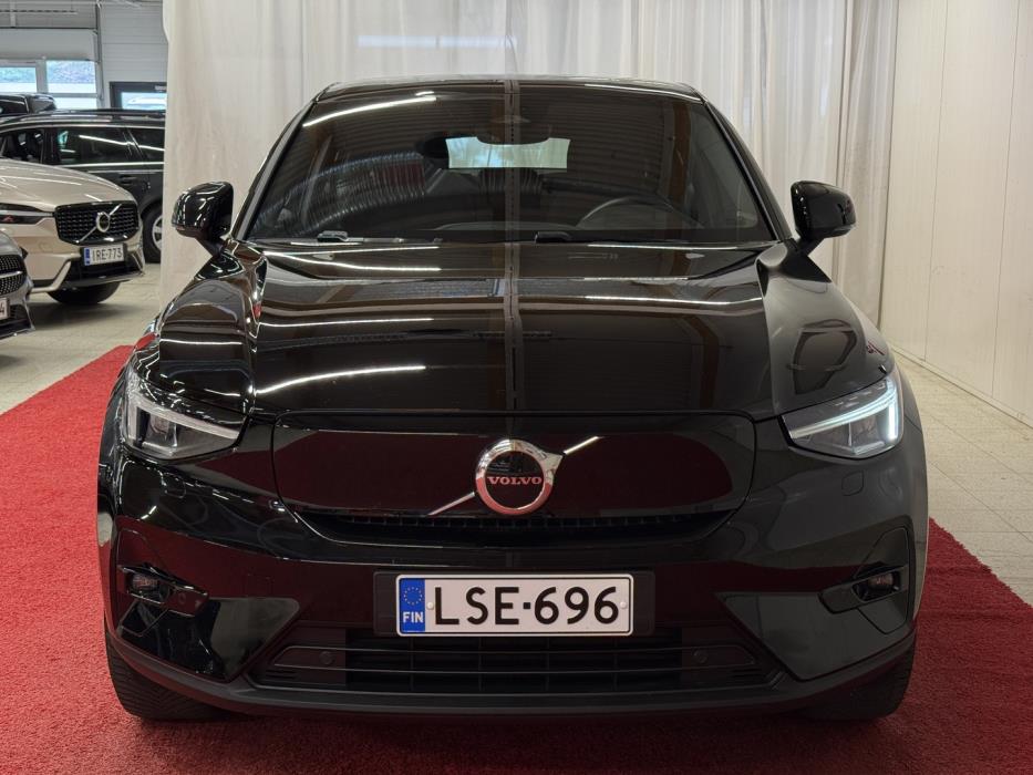 VOLVO C40 2023