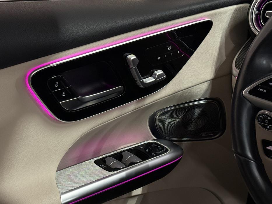 MERCEDES-BENZ GLC 2023