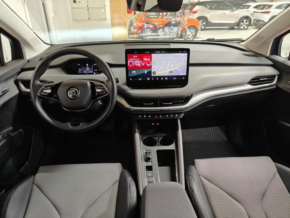 SKODA Enyaq 2023