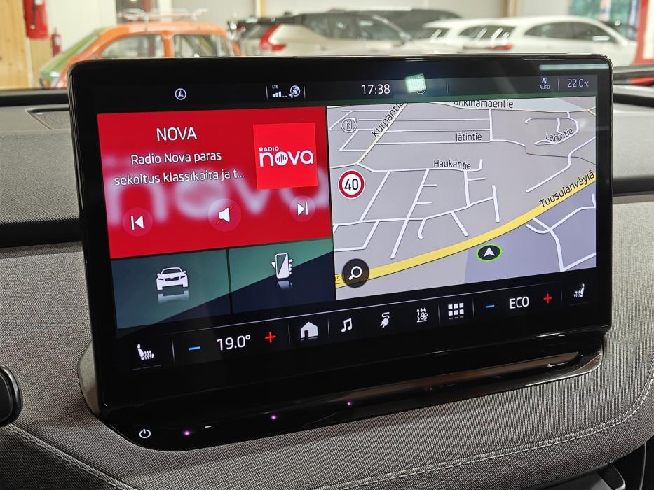 SKODA Enyaq 2023
