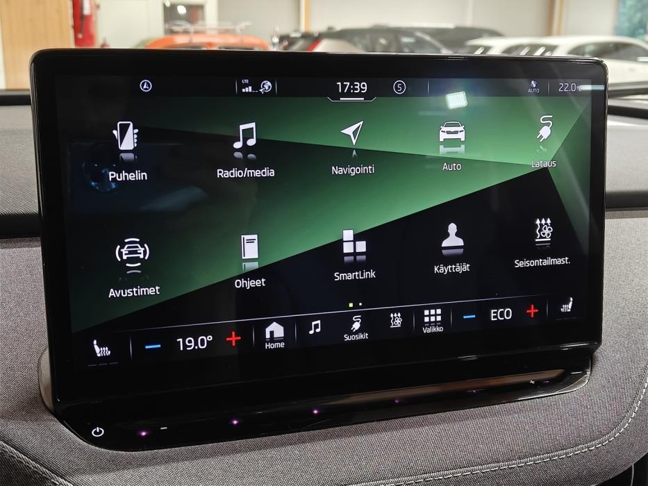 SKODA Enyaq 2023
